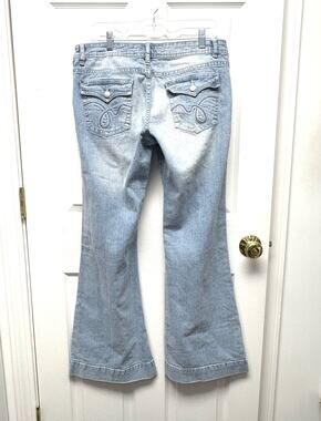 Bongo Jeans Flared Light Wash Flap Embroidered Pockets Juniors Size 13